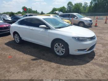  Salvage Chrysler 200