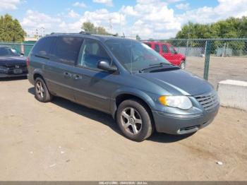  Salvage Chrysler Town & Country