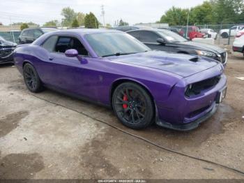  Salvage Dodge Challenger