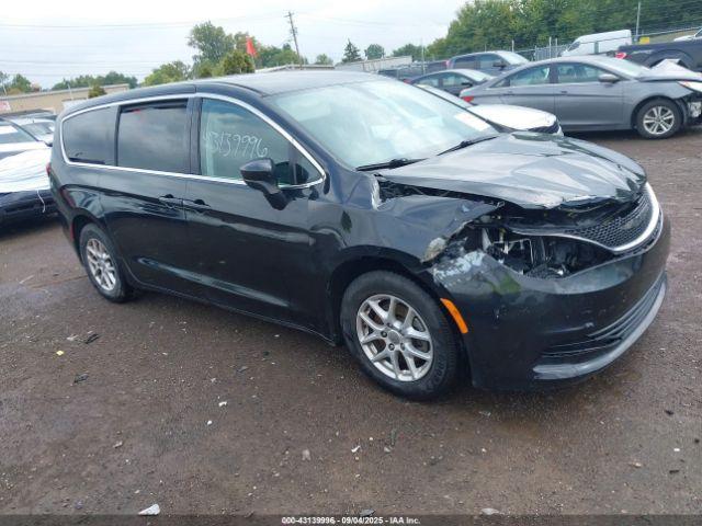  Salvage Chrysler Pacifica