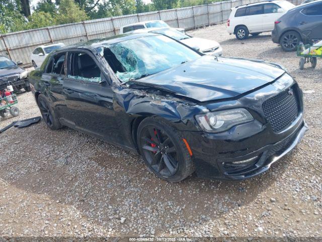  Salvage Chrysler 300