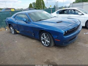  Salvage Dodge Challenger