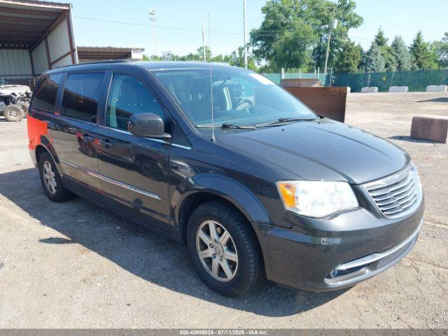  Salvage Chrysler Town & Country