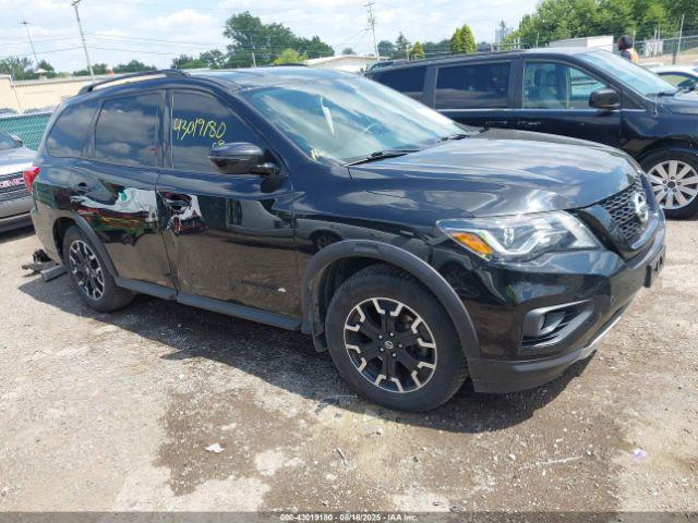  Salvage Nissan Pathfinder