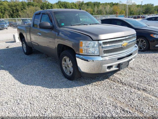  Salvage Chevrolet Silverado 1500