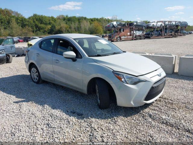  Salvage Toyota Yaris