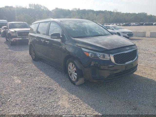  Salvage Kia Sedona
