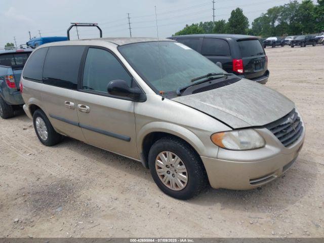  Salvage Chrysler Town & Country