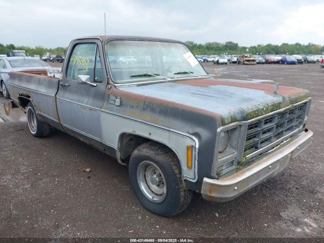  Salvage Chevy Pick Up