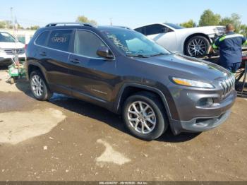  Salvage Jeep Cherokee