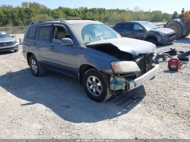  Salvage Toyota Highlander