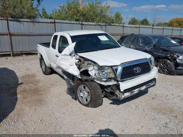  Salvage Toyota Tacoma