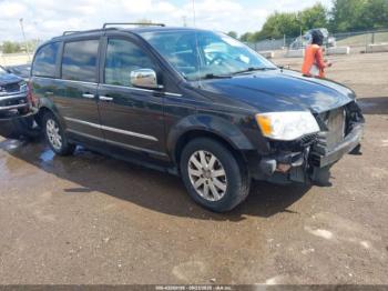  Salvage Chrysler Town & Country