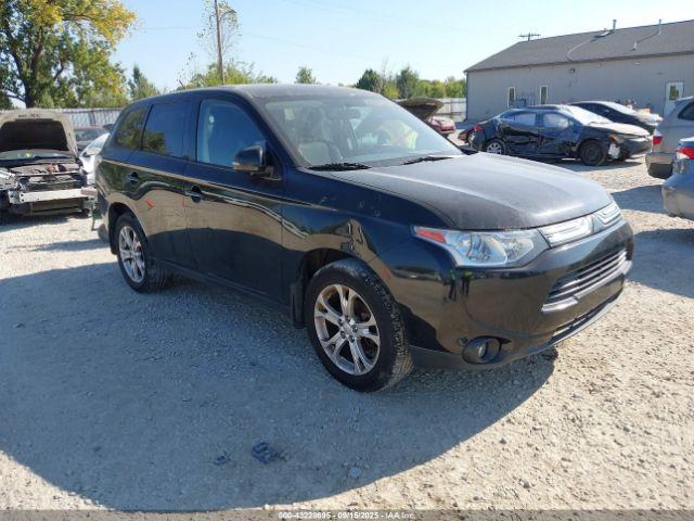  Salvage Mitsubishi Outlander