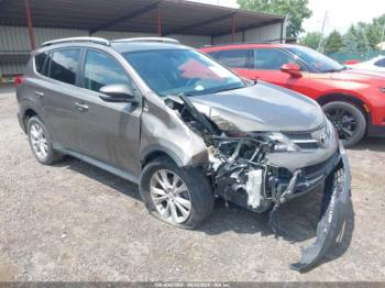 Salvage Toyota RAV4