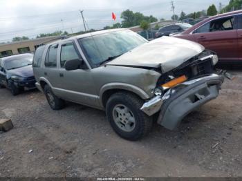  Salvage Chevrolet Blazer