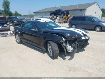  Salvage Ford Mustang
