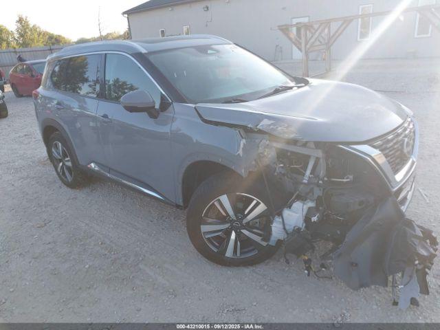  Salvage Nissan Rogue