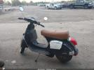 Genuine Scooter Co. Stella 4-stroke Image 4