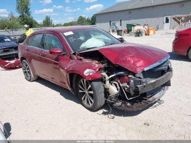  Salvage Chrysler 200