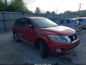  Salvage Nissan Pathfinder