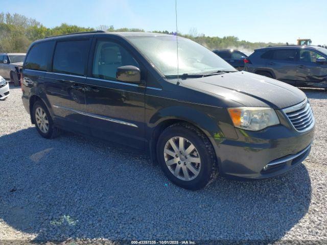 Salvage Chrysler Town & Country