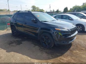  Salvage Jeep Cherokee