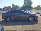 Toyota Camry Le Image 12