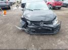 Volkswagen Golf S 4-door Image 10
