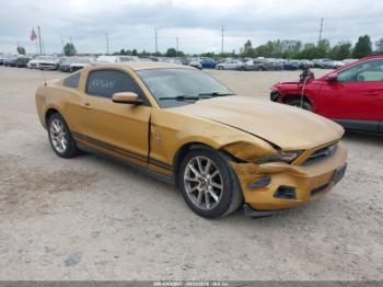  Salvage Ford Mustang
