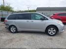 Toyota Sienna Le V6 8 Passenger Image 2