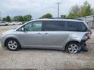 Toyota Sienna Le V6 8 Passenger Image 3