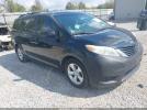 Toyota Sienna Le V6 Image 1