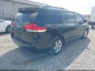 Toyota Sienna Le V6 Image 2