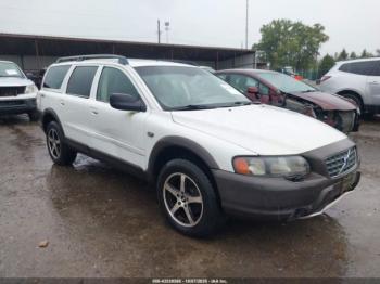  Salvage Volvo XC70