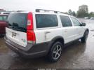 Volvo XC70 2.5t Image 3