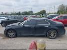 Chrysler 300c Image 17
