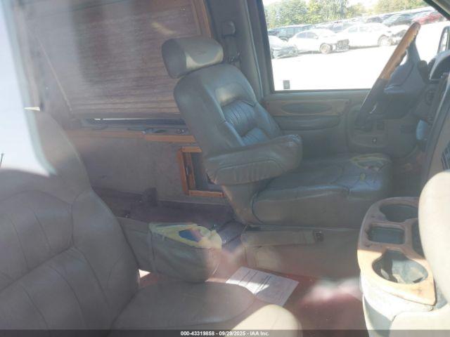  Salvage GMC Savana