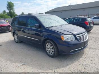 Salvage Chrysler Town & Country