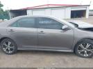Toyota Camry Se Image 13