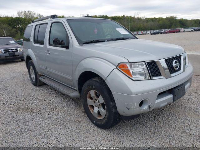 Salvage Nissan Pathfinder