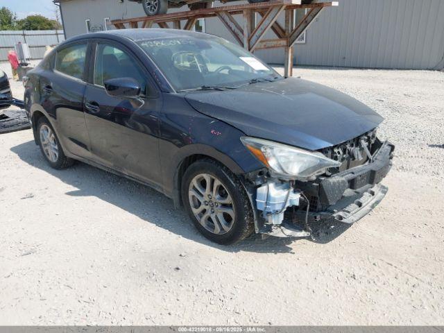  Salvage Toyota Yaris