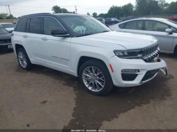  Salvage Jeep Grand Cherokee