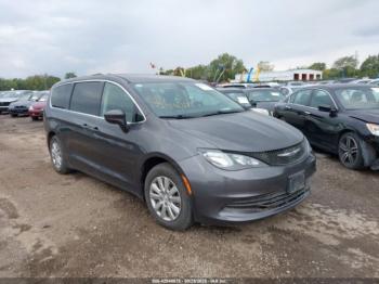  Salvage Chrysler Voyager