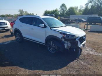  Salvage Hyundai TUCSON