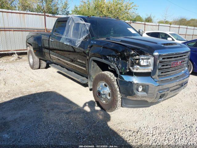  Salvage General Motors Sierra 3500HD