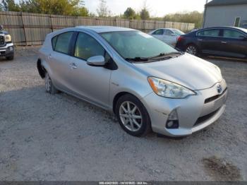  Salvage Toyota Prius c