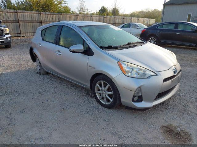  Salvage Toyota Prius c