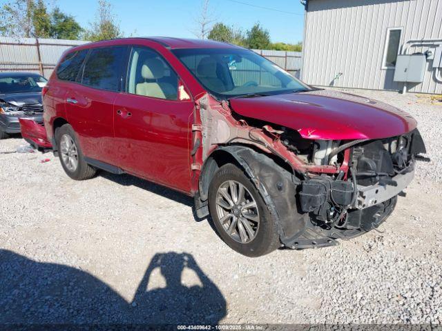  Salvage Nissan Pathfinder