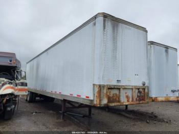  Salvage Fruehauf Van